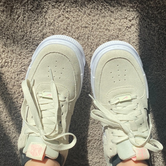 Nike Air Force 1 Pixel sage green, cream with pink accents - Picture 11 of 12